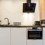P&O Serviced Apartments Close To Central Station